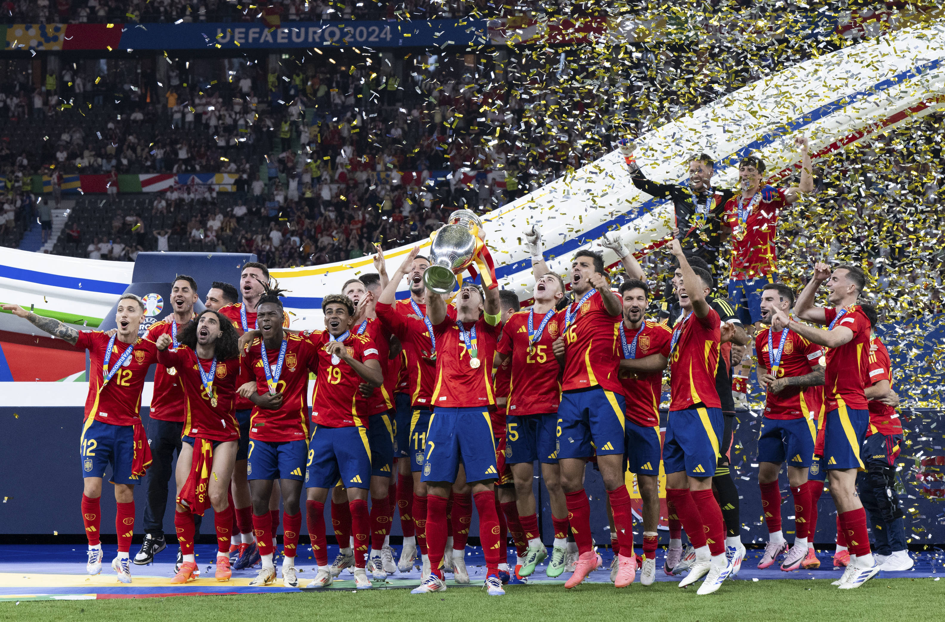 欧洲杯赛季收官，冠军榜单揭晓的简单介绍