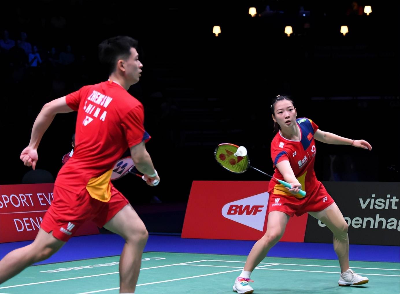 关于全球瞩目！羽毛球赛事即将收官的信息