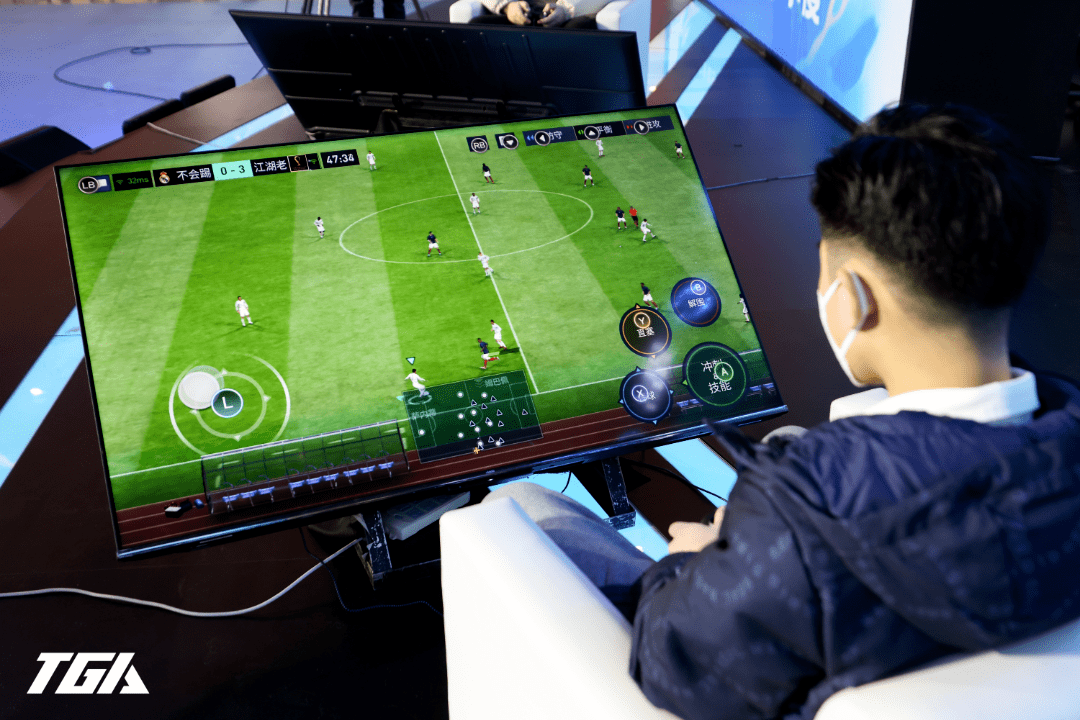 FIFA电竞决赛震撼开打，巅峰对决引爆全场的简单介绍