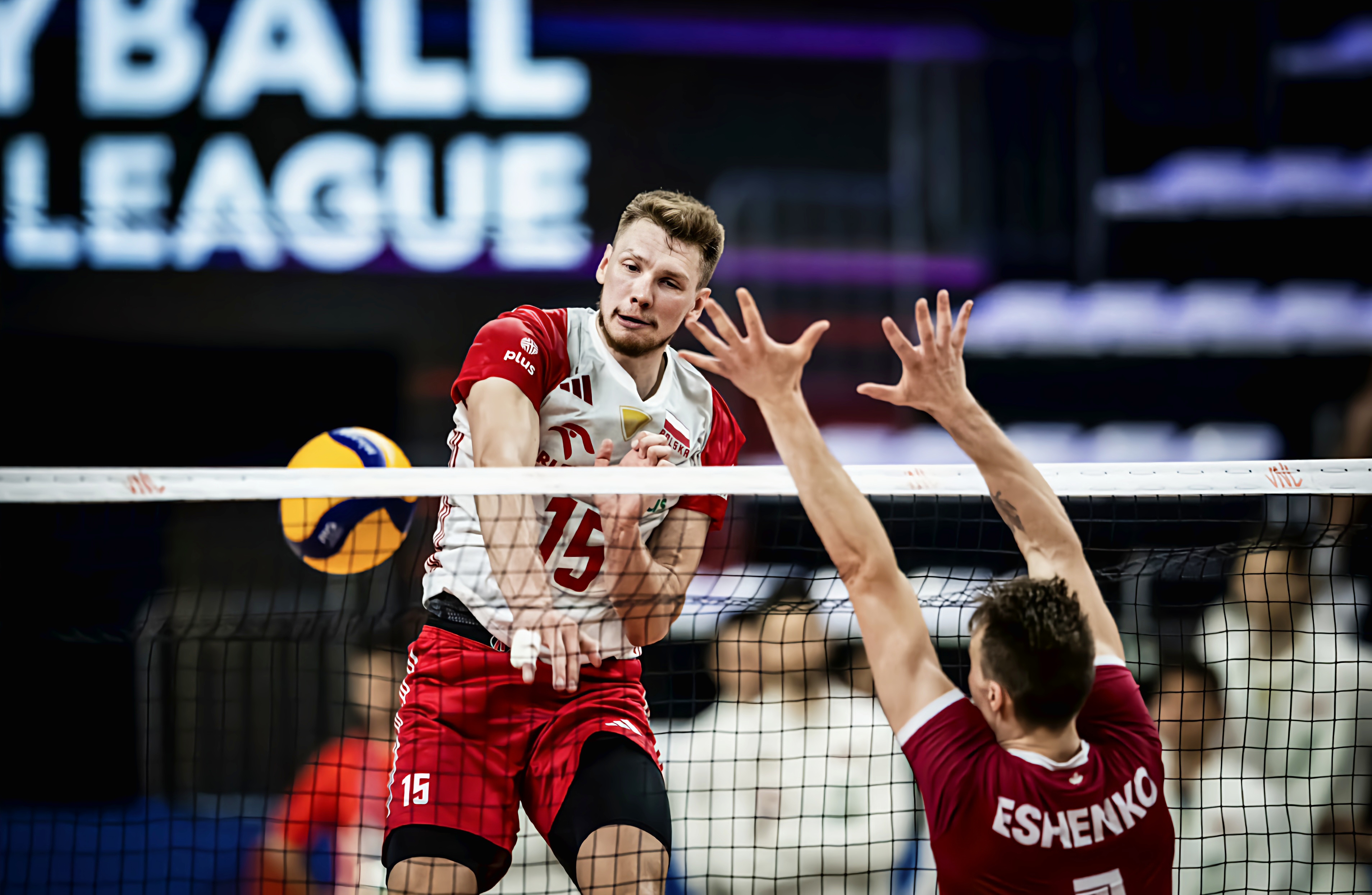 奥地利队绝杀波兰队，林高远统治全场