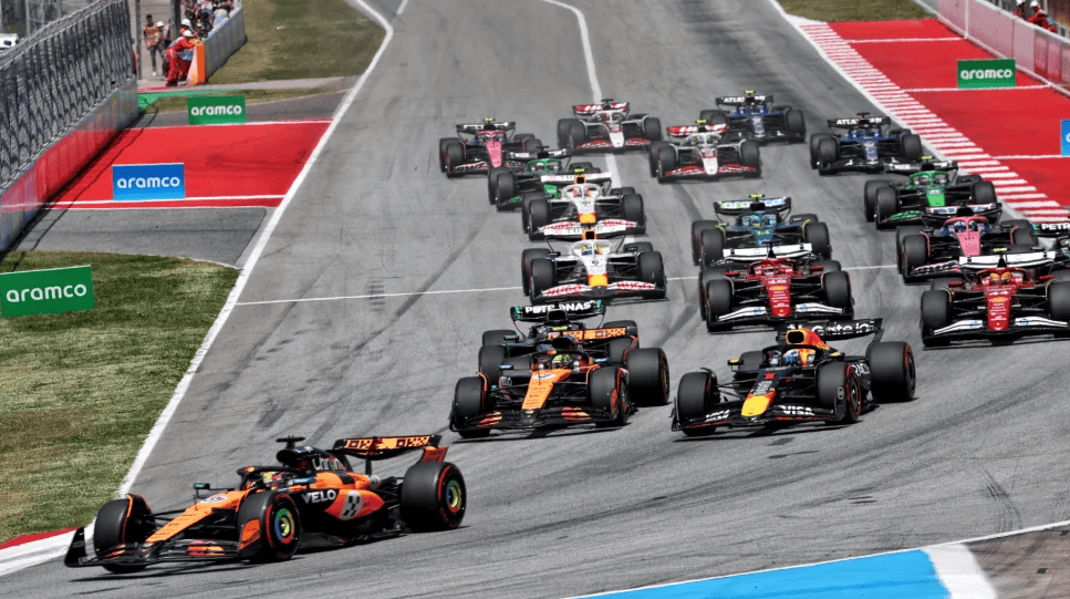 法拉利横扫红牛车队，皮亚斯特里带队取胜