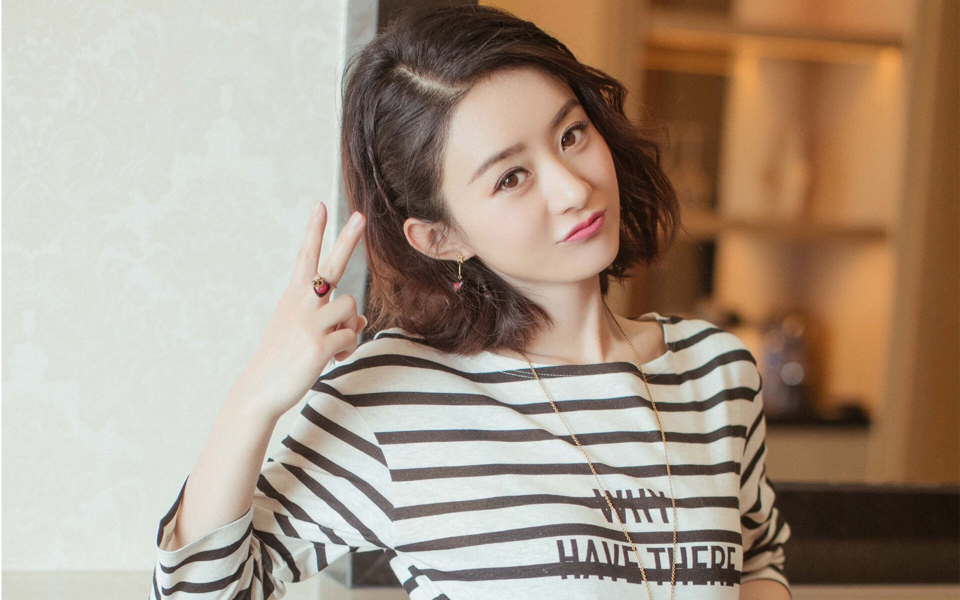 绿茵场与石油战场,西甲国家德比的战术演绎与哥伦比亚对伊拉克的全面压制